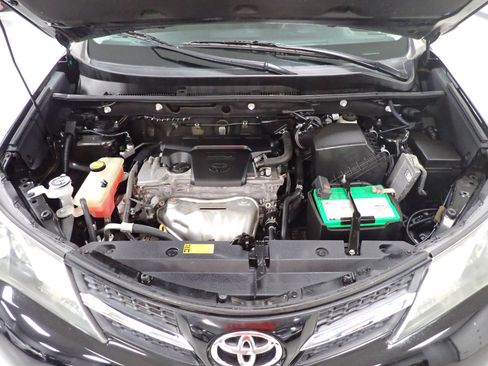 Used 2014 Toyota RAV4 LE image 23