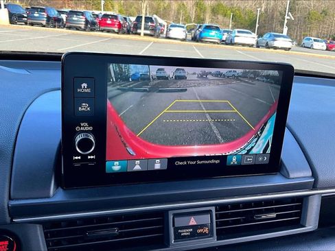 Used 2024 Honda Pilot EX-L image 13