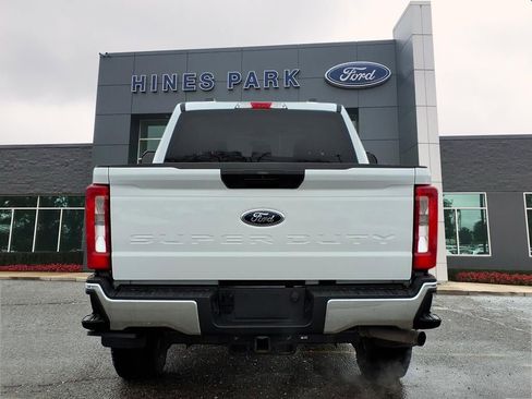 Certified 2024 Ford F250 XLT w/ FX4 Off-Road Package image 6