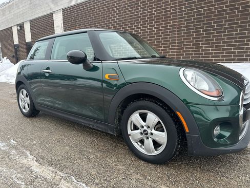 Used 2015 MINI Cooper 2-Door Hardtop image 27