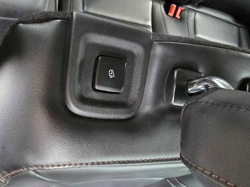 Used 2023 Lincoln Aviator AWD image 25