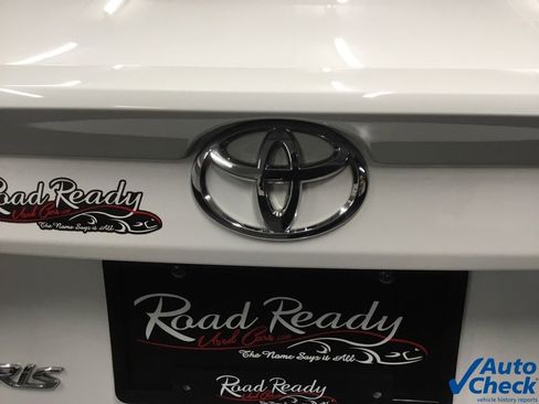 Used 2019 Toyota Yaris LE image 13