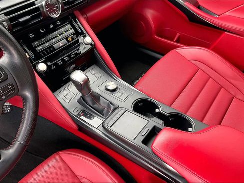 Used 2024 Lexus IS 500 image 16