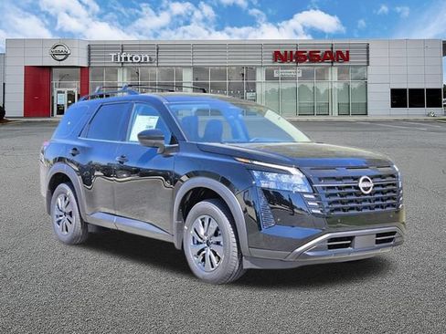 New 2026 Nissan Pathfinder SV w/ Cargo Package FWD image 1