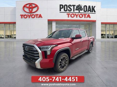 Used 2024 Toyota Tundra Limited AWD/4WD image 3