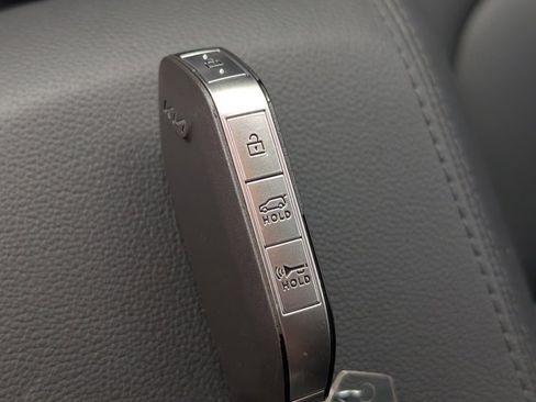 Used 2026 Kia Sportage EX FWD image 71