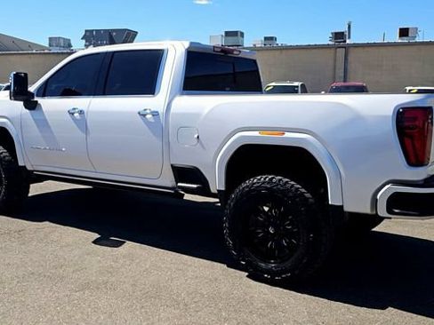 Used 2025 GMC Sierra 3500 Denali Ultimate AWD/4WD image 7