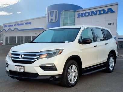 Certified 2017 Honda Pilot LX