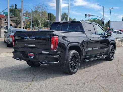 Used 2022 GMC Sierra 1500 Elevation w/ Elevation Premium Package image 5