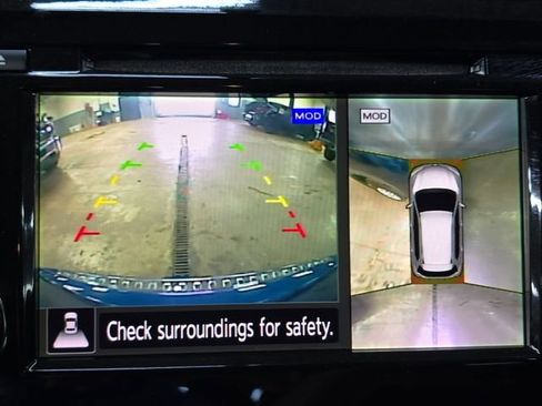 Used 2018 Nissan Rogue SV w/ Premium Package image 24