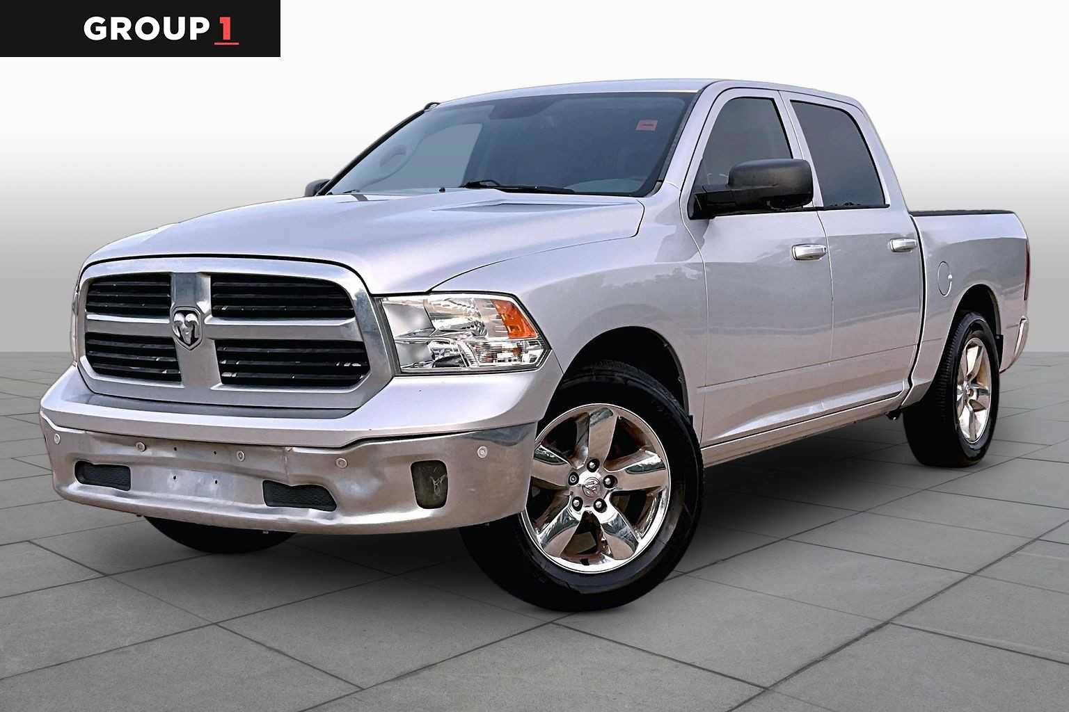 Used 2016 RAM 1500 Lone Star RWD image 1