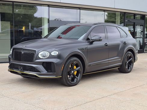 Certified 2025 Bentley Bentayga AWD/4WD image 8
