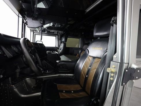 Used 1998 HUMMER H1 4-Door Wagon image 15