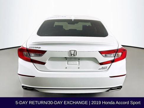 Used 2019 Honda Accord Sport image 6