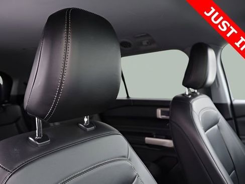 Used 2023 Ford Explorer XLT w/ Equipment Group 202A image 25