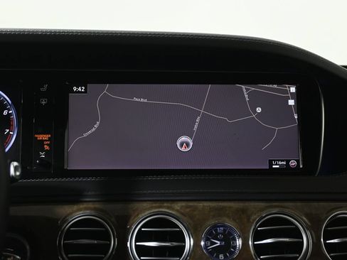 Used 2015 Mercedes-Benz S 550 4MATIC Sedan image 23
