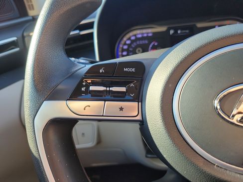 Used 2023 Hyundai Tucson SE image 17