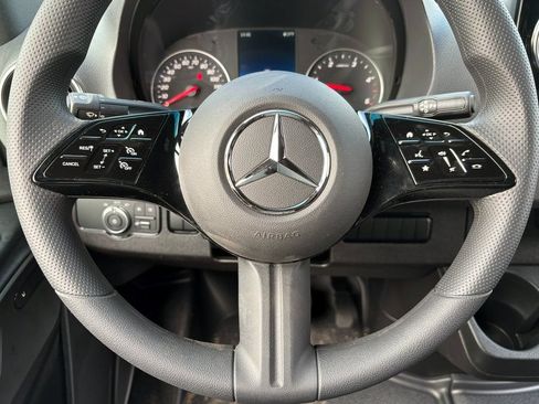 Used 2026 Mercedes-Benz Sprinter 2500 image 13