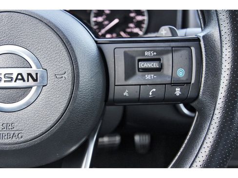 Used 2021 Nissan Rogue SV AWD/4WD image 19