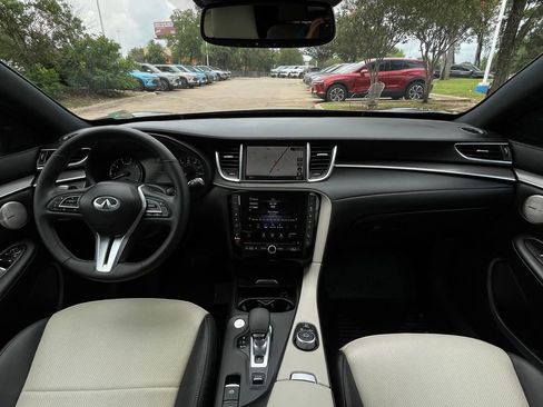 Used 2023 INFINITI QX55 Essential AWD/4WD image 11