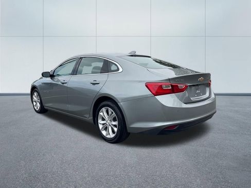 Used 2025 Chevrolet Malibu LT FWD image 7