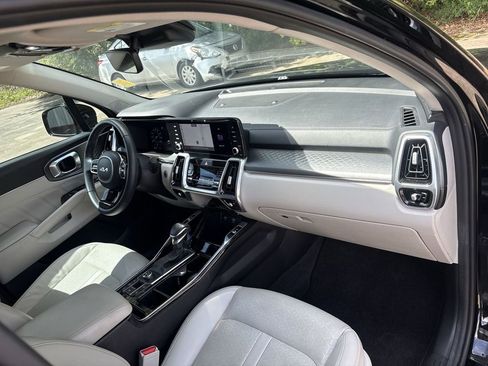 Used 2023 Kia Sorento SX FWD image 30