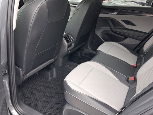 New 2026 Volkswagen Tiguan SE AWD/4WD image 11
