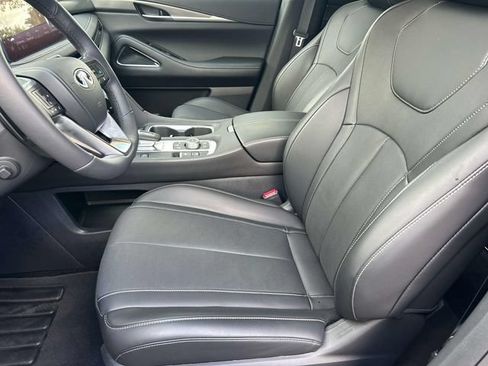 Certified 2026 INFINITI QX60 Luxe w/ Cargo Package FWD image 30