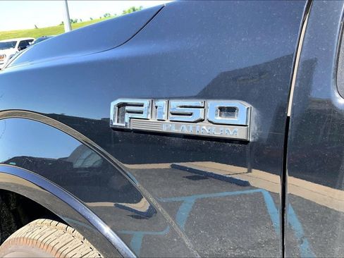 Used 2018 Ford F150 Platinum w/ Equipment Group 701A Luxury AWD/4WD image 3