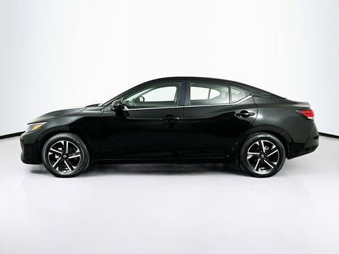 Used 2025 Nissan Sentra SV FWD image 4