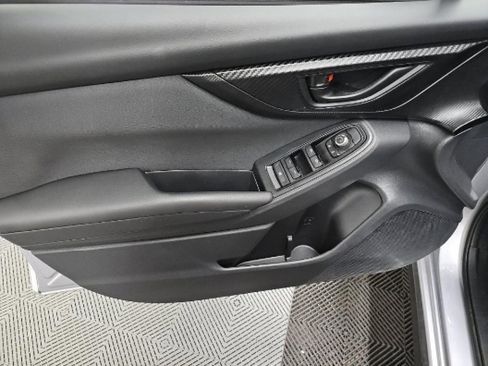 Used 2022 Subaru Crosstrek 2.0i Premium image 10