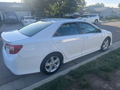 Used 2013 Toyota Camry SE FWD image 4