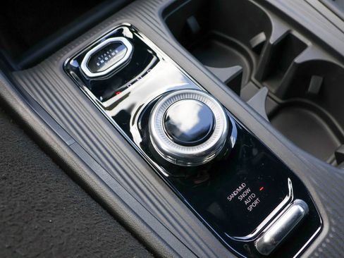 New 2026 Jeep Cherokee Laredo AWD/4WD image 23