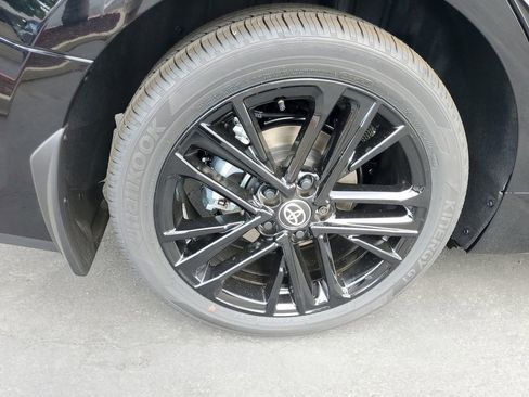 New 2026 Toyota Camry SE image 9