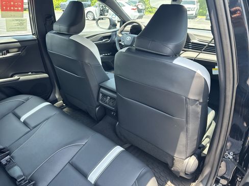New 2025 Toyota Camry SE image 29