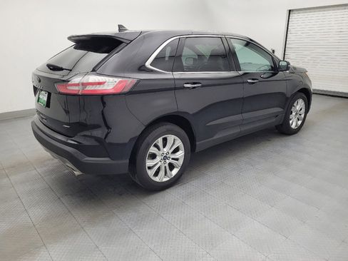 Used 2022 Ford Edge Titanium AWD/4WD image 10