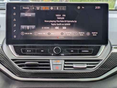 Used 2024 Nissan Altima 2.0 SR image 18