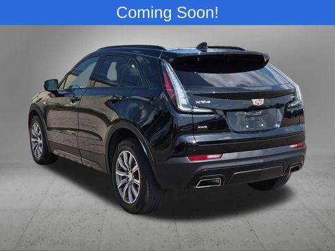 Used 2023 Cadillac XT4 Sport w/ Cold Weather Package AWD/4WD image 4