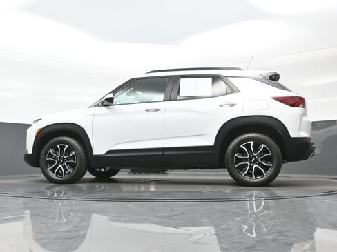 Used 2023 Chevrolet TrailBlazer ACTIV image 28