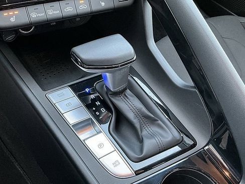 Used 2023 Hyundai Elantra SEL w/ Convenience Package image 22