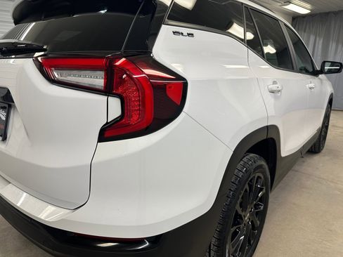 Certified 2023 GMC Terrain SLE w/ Driver Convenience Package image 26