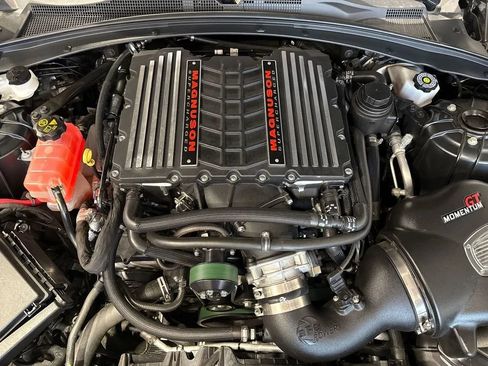 Used 2018 Chevrolet Camaro SS RWD image 73