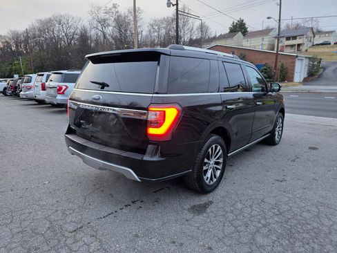 Used 2018 Ford Expedition Limited AWD/4WD image 5