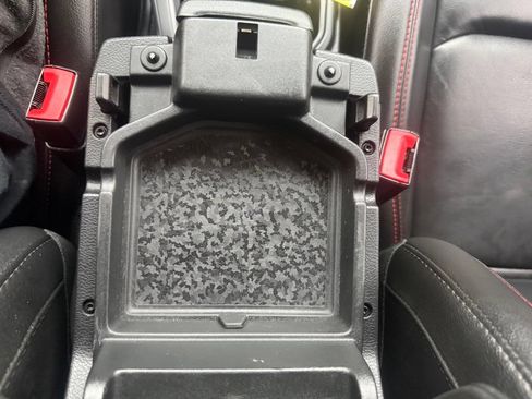 Used 2020 Jeep Gladiator Rubicon AWD/4WD image 34