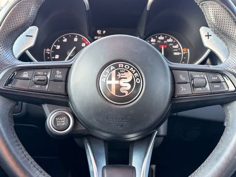 Used 2022 Alfa Romeo Giulia Sprint RWD image 19