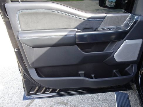 Used 2025 Ford F350 Platinum AWD/4WD image 8