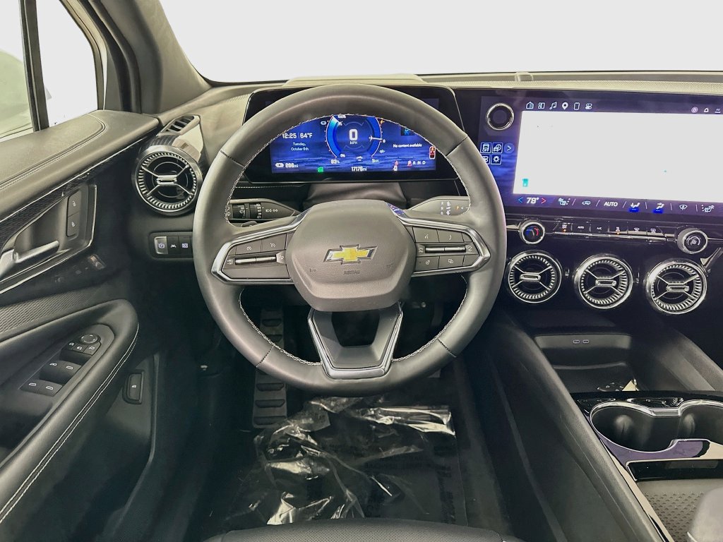 Used 2025 Chevrolet Blazer EV LT AWD/4WD image 27
