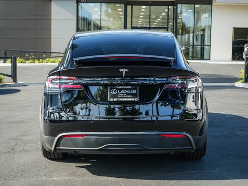 Used 2023 Tesla Model X AWD/4WD image 5