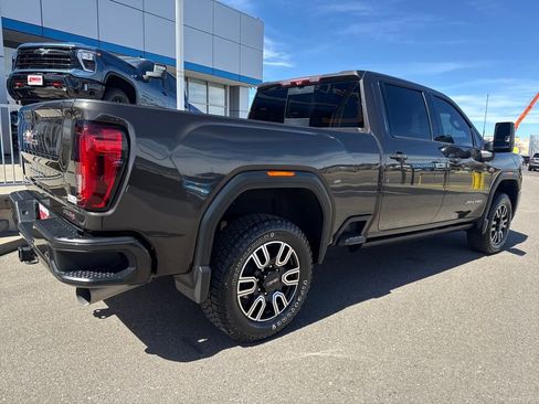 Used 2021 GMC Sierra 3500 AT4 w/ AT4 Premium Plus Package image 5