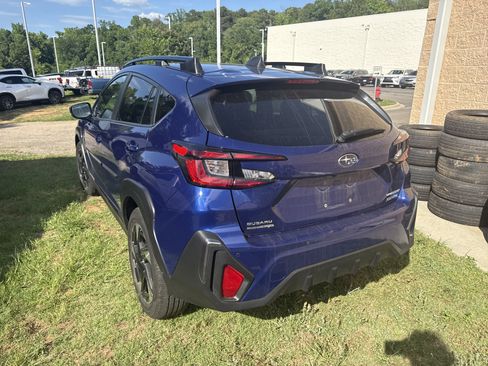 Used 2024 Subaru Crosstrek 2.5i Limited AWD/4WD image 9